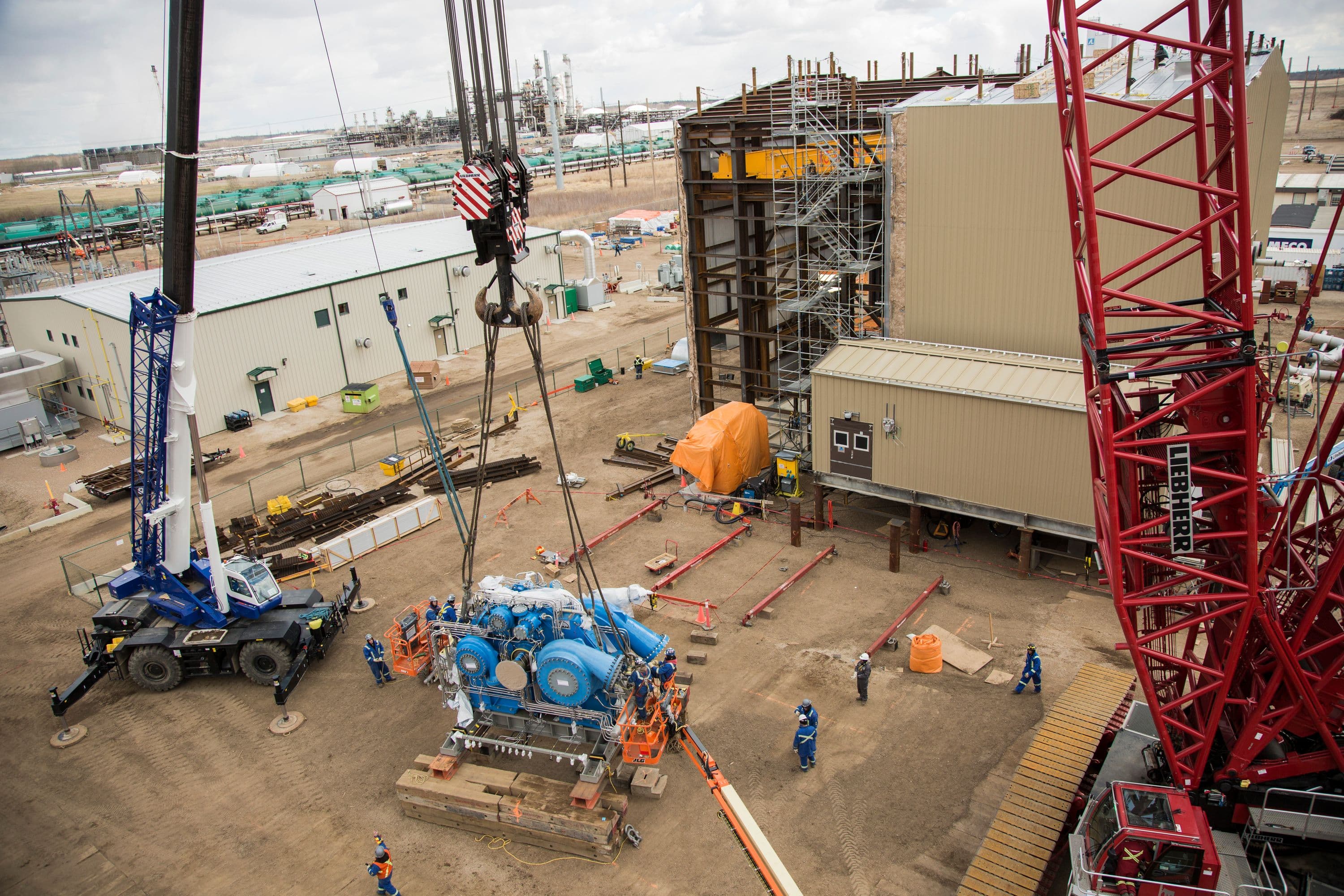 Rigging hookup to 8-stage compressor