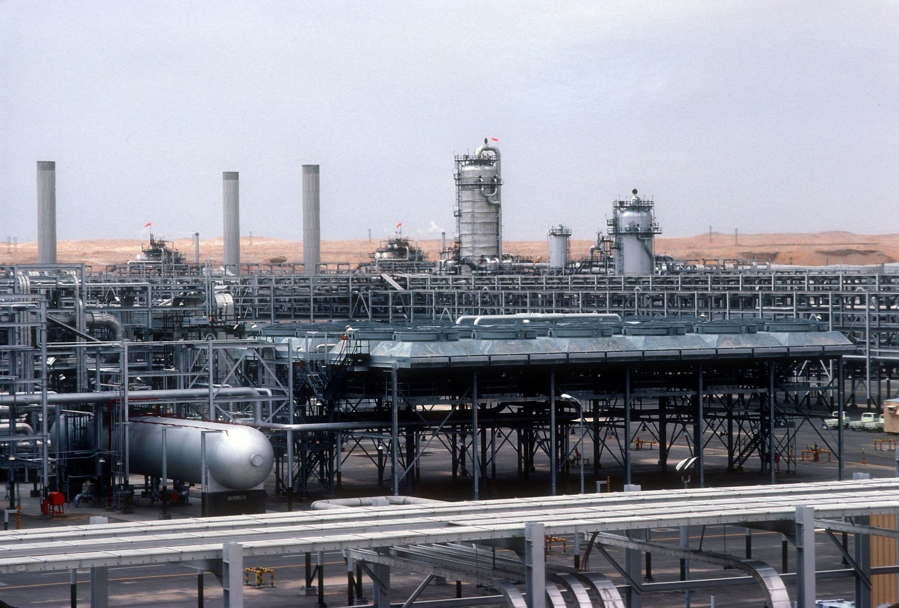 Oil separation plant