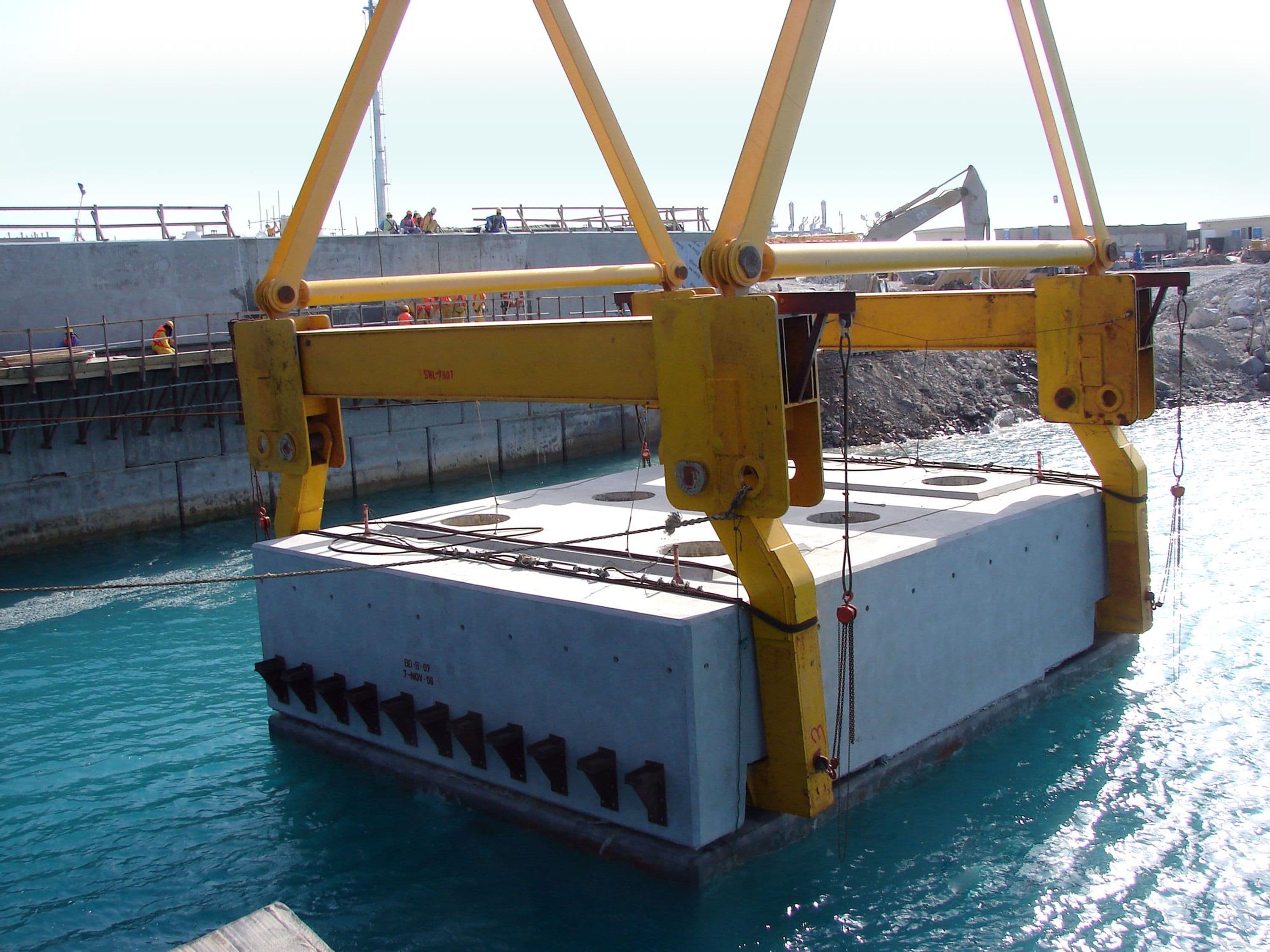 Installation of blocks for mooring dolphins: 2